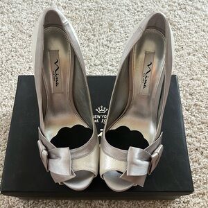 Nina Silver Bow Pumps